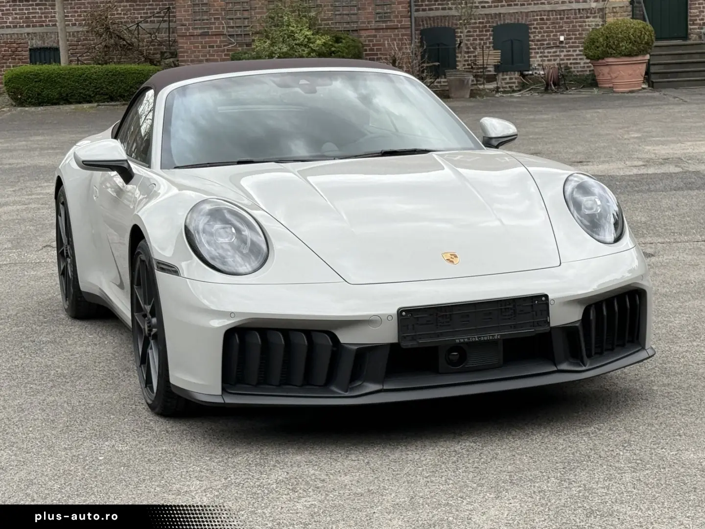 PORSCHE 992 911 Carrera 4 GTS T-Hybrid Cabriolet INNODRI