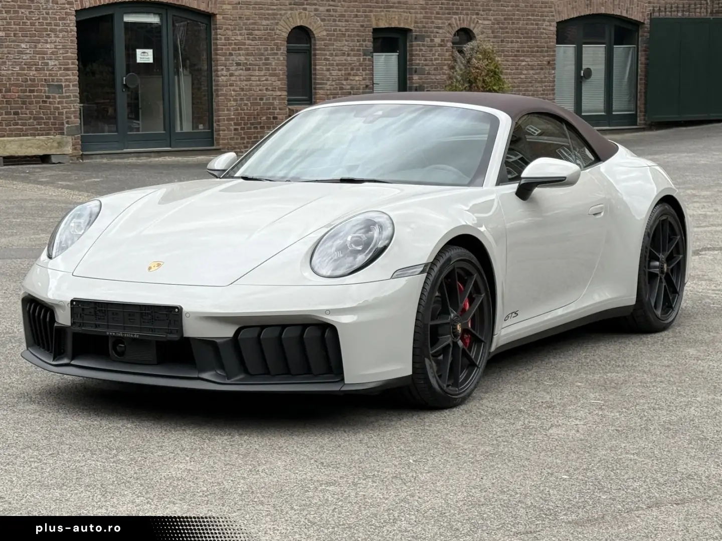 PORSCHE 992 911 Carrera 4 GTS T-Hybrid Cabriolet INNODRI