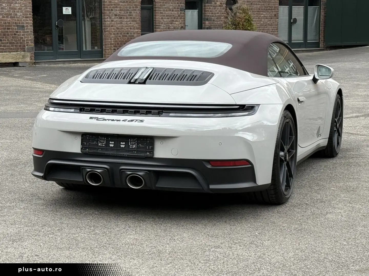 PORSCHE 992 911 Carrera 4 GTS T-Hybrid Cabriolet INNODRI