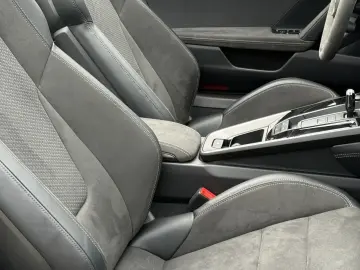 PORSCHE 992 911 Carrera 4 GTS T-Hybrid Cabriolet INNODRI