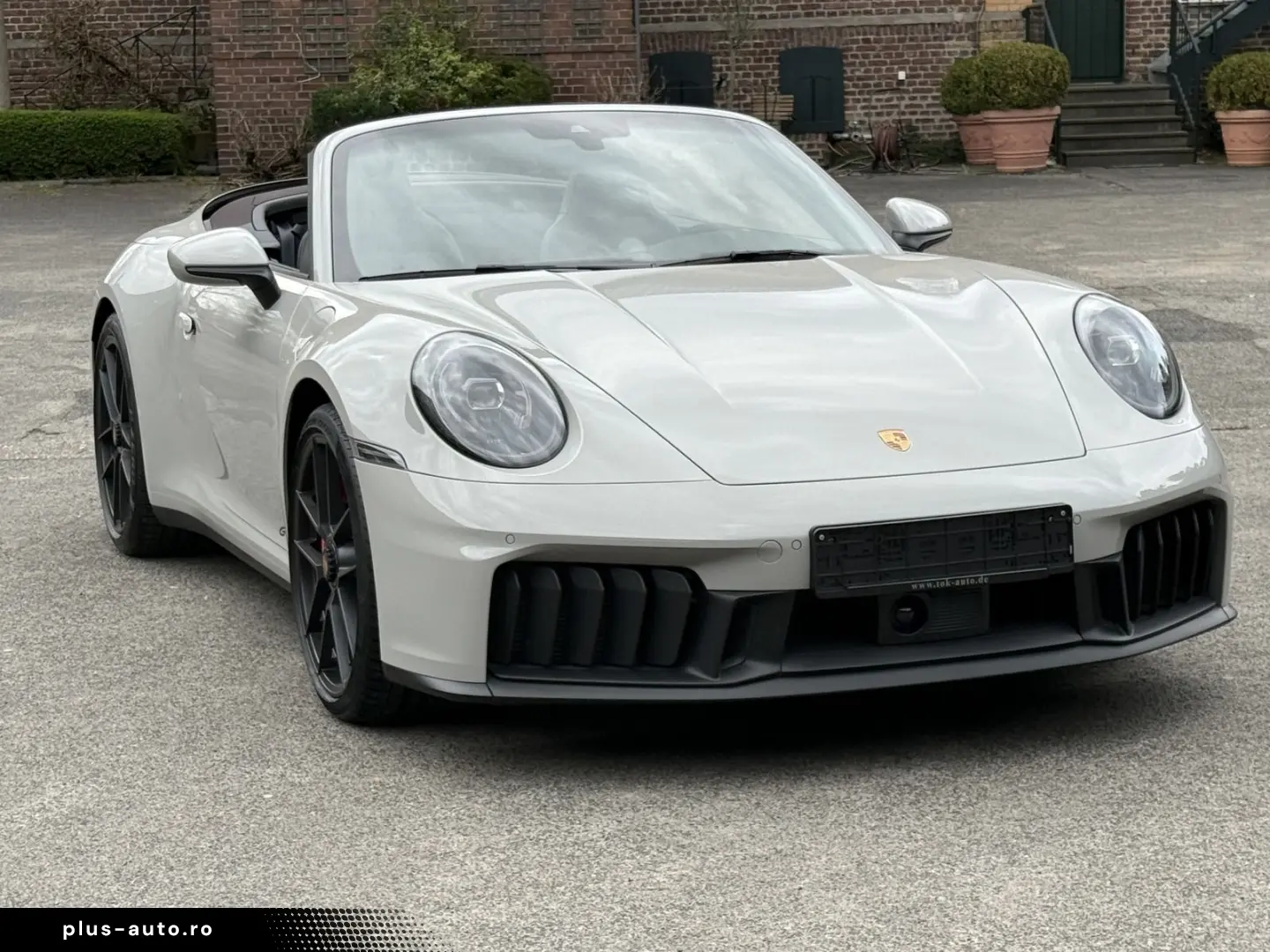 PORSCHE 992 911 Carrera 4 GTS T-Hybrid Cabriolet INNODRI