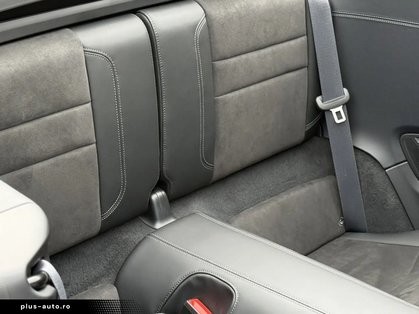 PORSCHE 992 911 Carrera 4 GTS T-Hybrid Cabriolet INNODRI