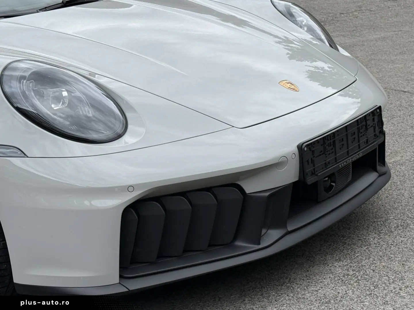 PORSCHE 992 911 Carrera 4 GTS T-Hybrid Cabriolet INNODRI