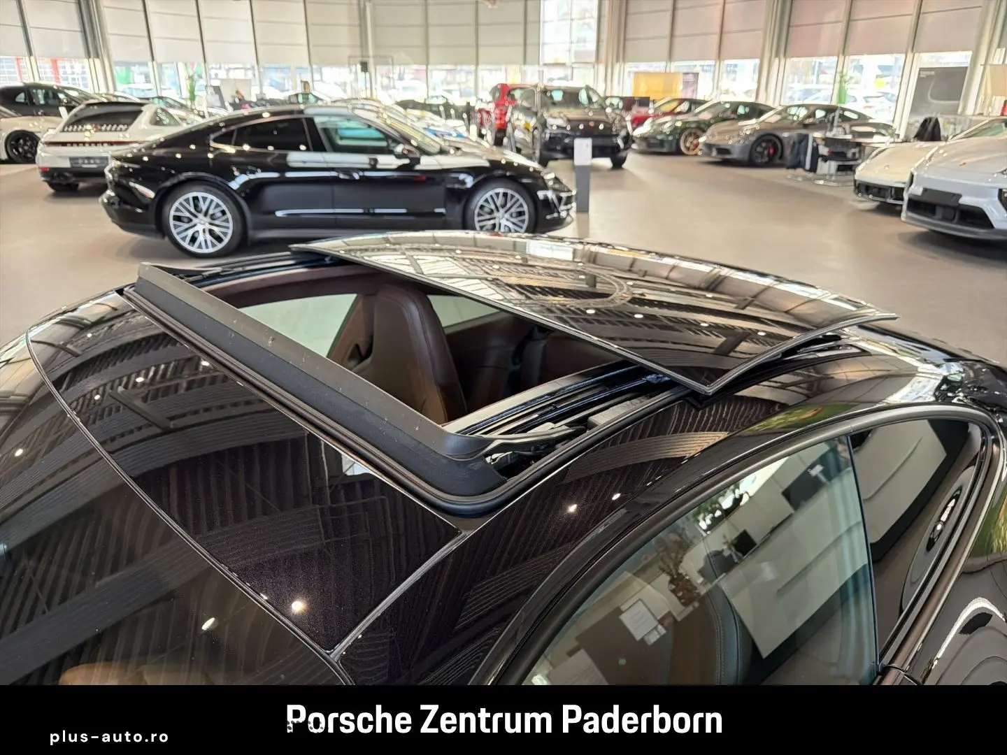 PORSCHE 992 911 Carrera 4 GTS Clubleder InnoDrive BOSE