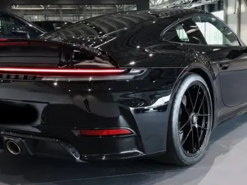 PORSCHE 911 Carrera GTS T-Hybrid PDLS Schiebedach