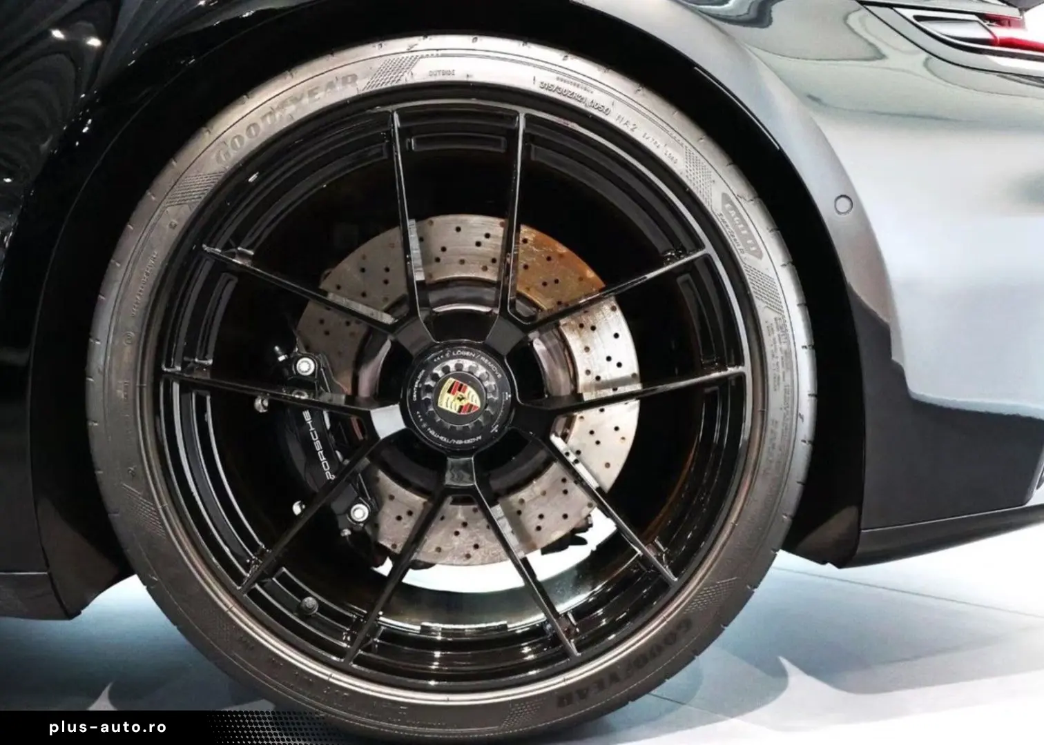 PORSCHE 911 Carrera GTS T-Hybrid PDLS Schiebedach