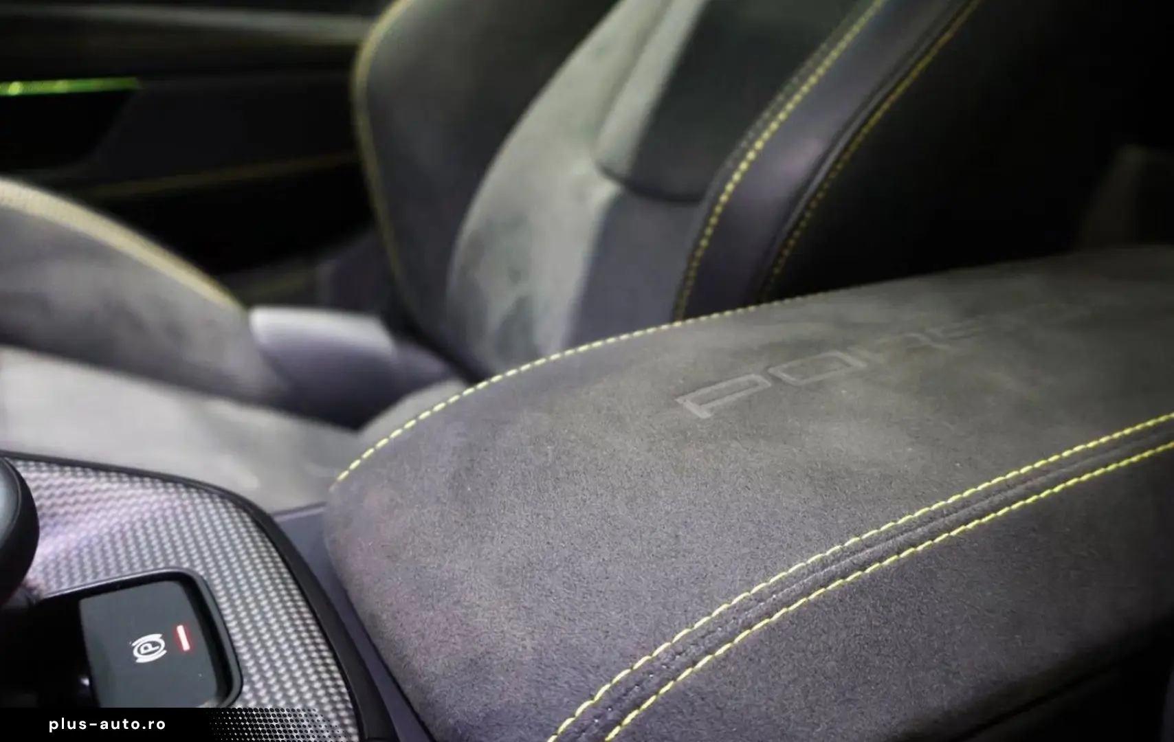 PORSCHE 911 Carrera GTS T-Hybrid PDLS Schiebedach