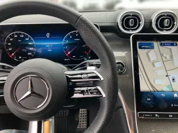 MERCEDES-BENZ GLC 200 4M EDITION AMG-Line Night DISTRONIC