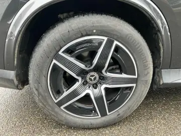 MERCEDES-BENZ GLC 200 4M EDITION AMG-Line Night DISTRONIC