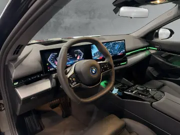 BMW 530e