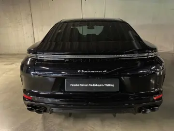 PORSCHE Panamera 4 E-Hybrid   Active Ride   BOSE