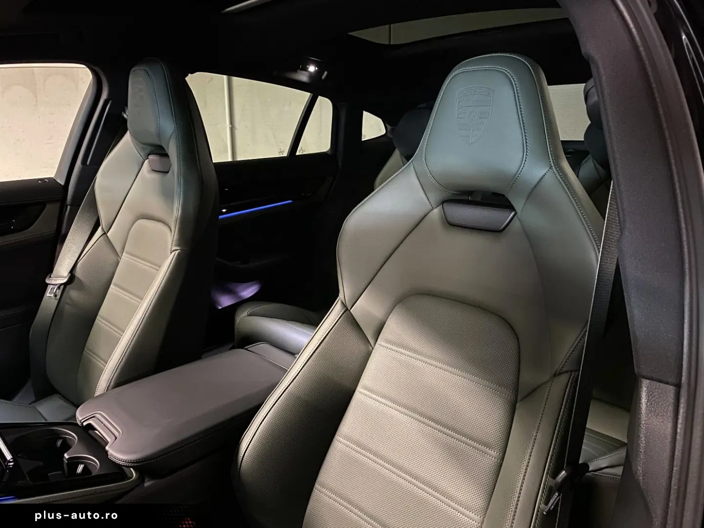 PORSCHE Panamera 4 E-Hybrid   Active Ride   BOSE