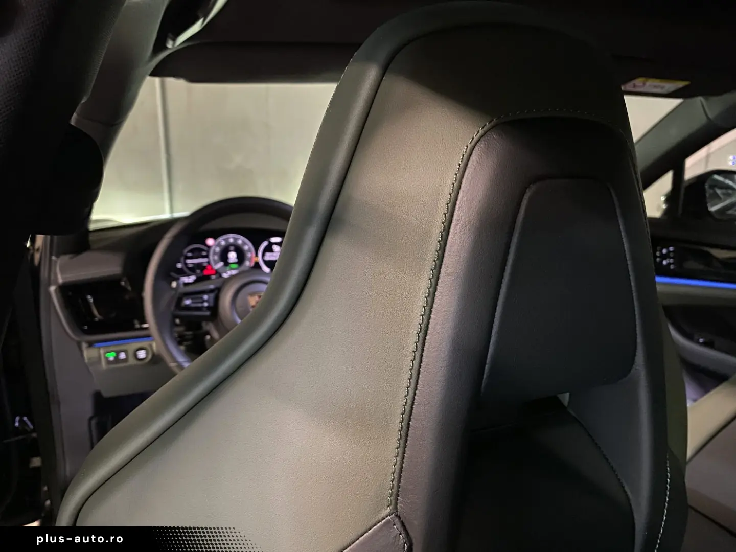 PORSCHE Panamera 4 E-Hybrid   Active Ride   BOSE