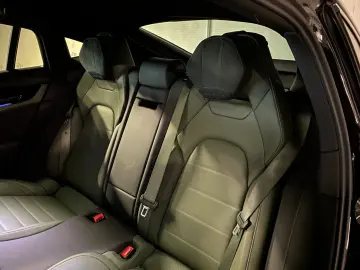 PORSCHE Panamera 4 E-Hybrid   Active Ride   BOSE