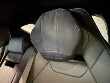 PORSCHE Panamera 4 E-Hybrid   Active Ride   BOSE