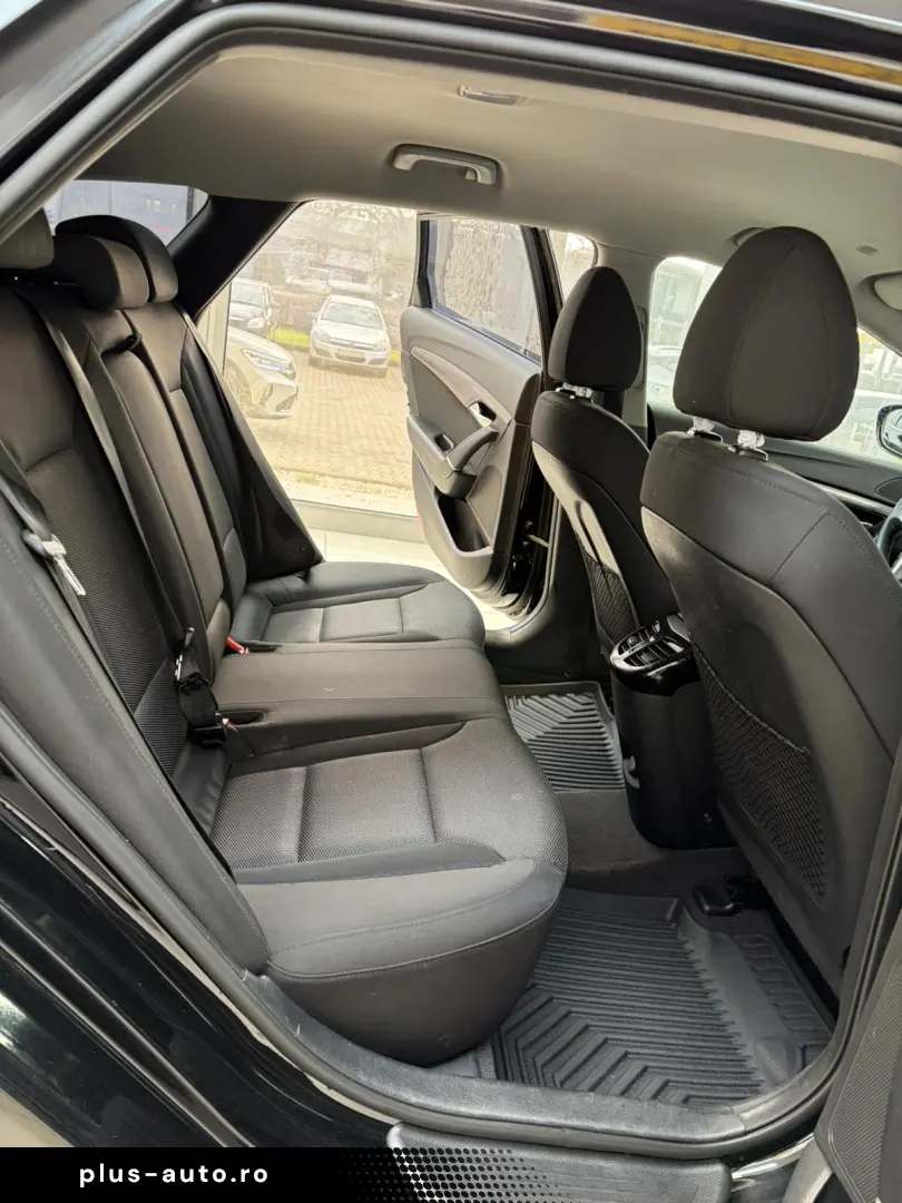 Hyundai I40 Diesel 1.6 2013 Manuala