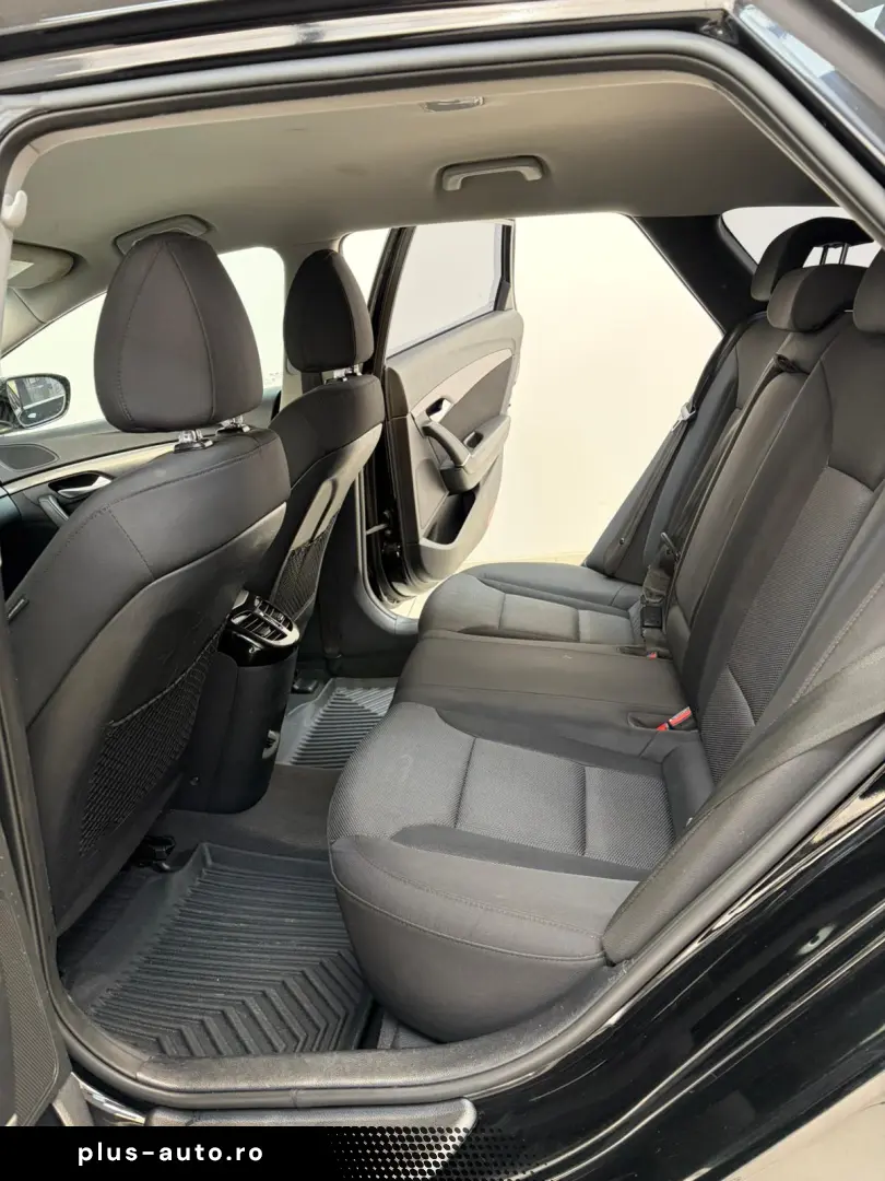 Hyundai I40 Diesel 1.6 2013 Manuala