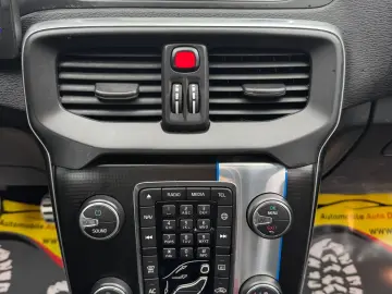 Volvo V40 Diesel 1.6 2014 Manuala