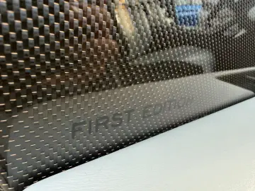 RANGE ROVER VELAR     FIRST EDITION