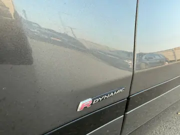 RANGE ROVER VELAR     FIRST EDITION