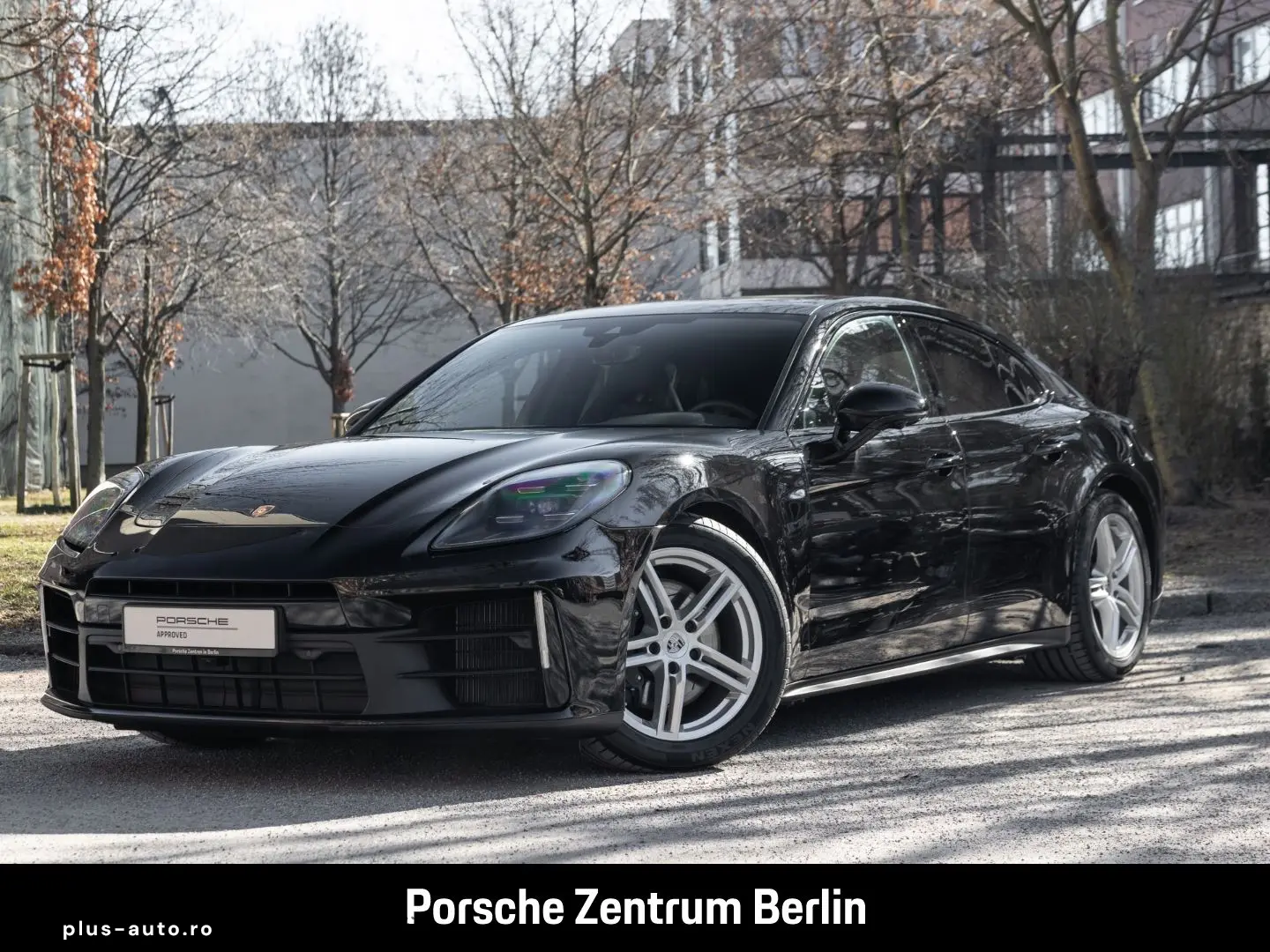 PORSCHE Panamera 4 Surround-View LED-Matrix Panoramadach