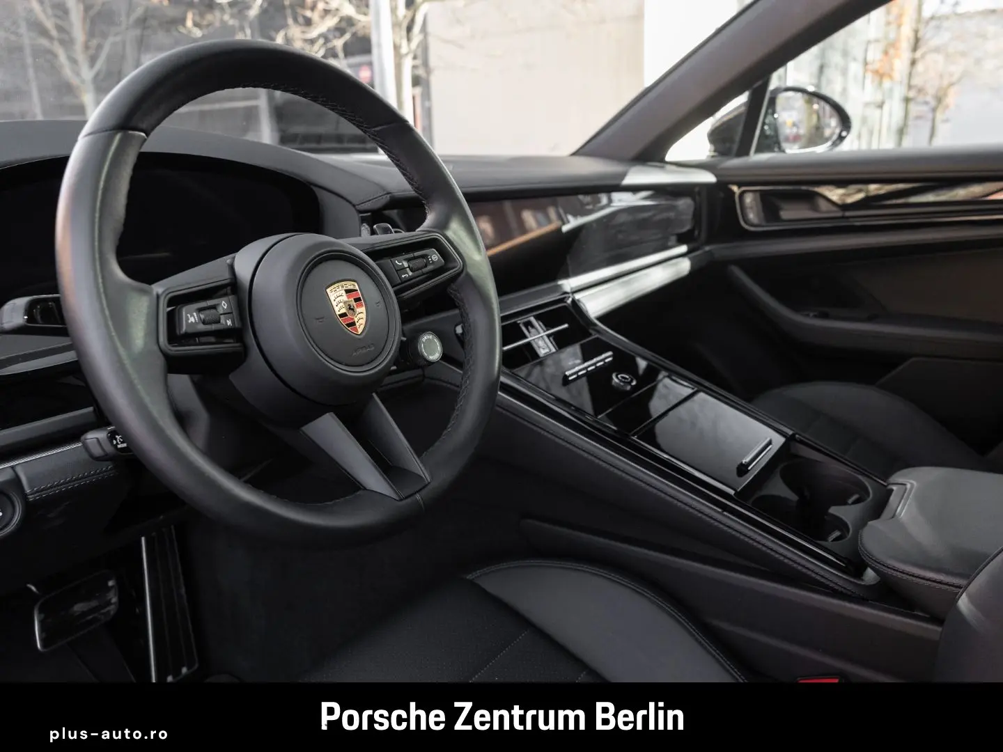 PORSCHE Panamera 4 Surround-View LED-Matrix Panoramadach