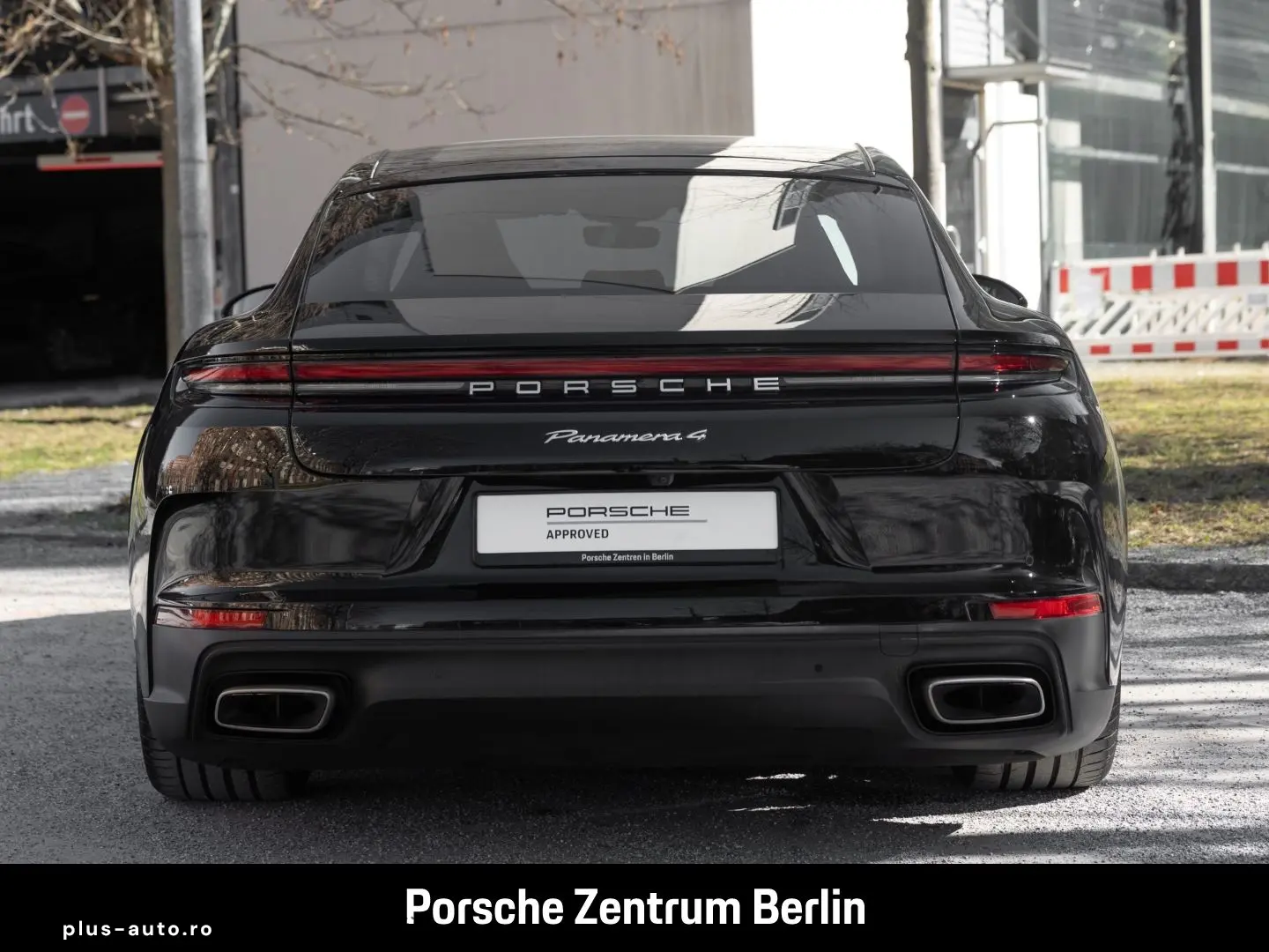 PORSCHE Panamera 4 Surround-View LED-Matrix Panoramadach