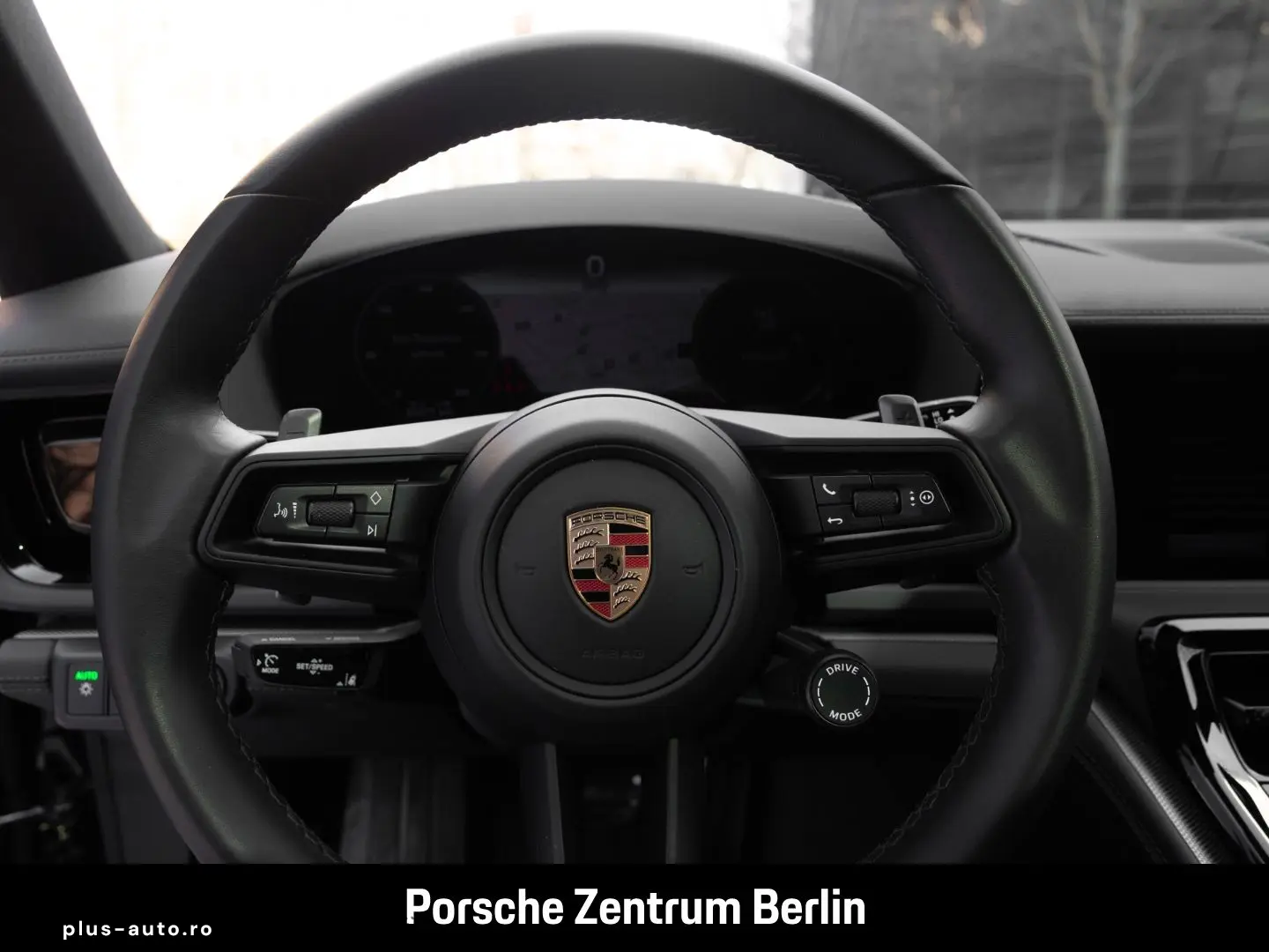 PORSCHE Panamera 4 Surround-View LED-Matrix Panoramadach