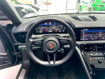 PORSCHE PANAMERA 4 PASM HEAD-UP 360 CAM BOSE MATRIX 19