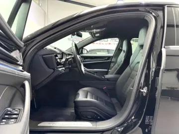 PORSCHE PANAMERA 4 PASM HEAD-UP 360 CAM BOSE MATRIX 19