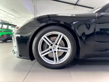 PORSCHE PANAMERA 4 PASM HEAD-UP 360 CAM BOSE MATRIX 19