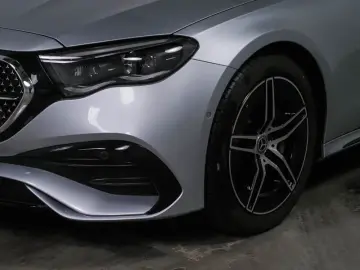 MERCEDES-BENZ E 200 AMG Line Advanced Plus Night Digital 360