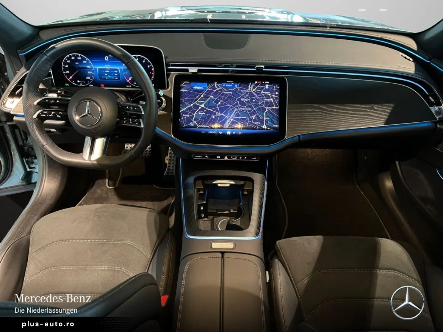 MERCEDES-BENZ E 200 AMG Advanced AHK NIGHT 20  DISTRONIC KEY