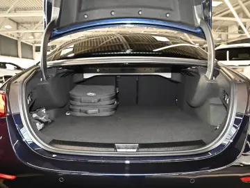 MERCEDES-BENZ E 300 e AMG Sport Premium Distr. LED N&hellip;