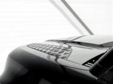 Land Rover Defender 90 Valiance Convertible 5.0 V8 HERITAGE