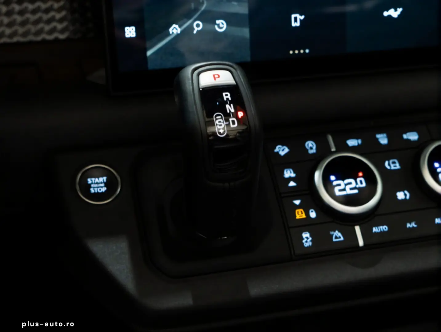 Land Rover Defender 90 Valiance Convertible 5.0 V8 HERITAGE