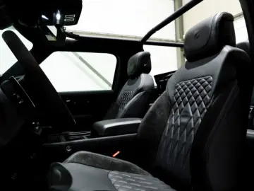 Land Rover Defender 90 Valiance Convertible 5.0 V8 HERITAGE