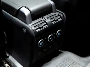 Land Rover Defender 90 Valiance Convertible 5.0 V8 HERITAGE