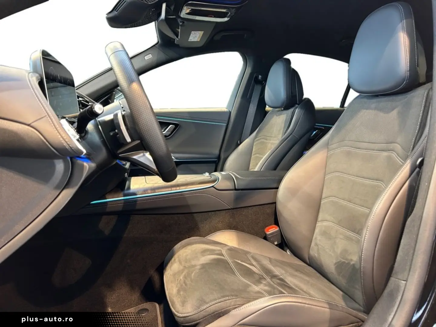 MERCEDES-BENZ E 200 AMG AMG MBUX Superscreen Burm Night Wide