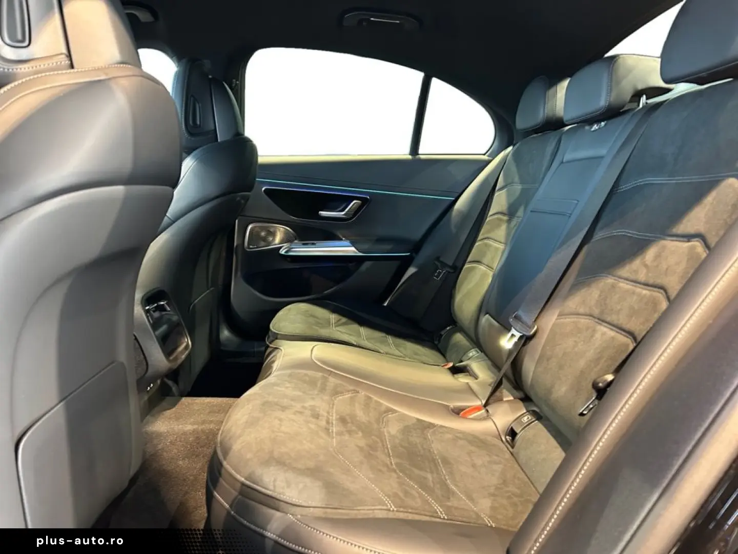 MERCEDES-BENZ E 200 AMG AMG MBUX Superscreen Burm Night Wide