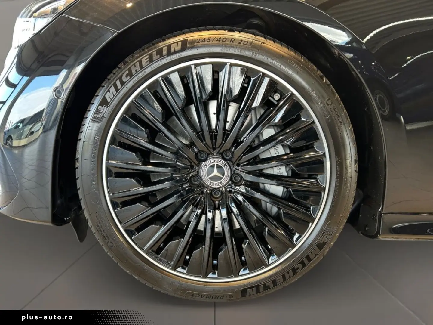 MERCEDES-BENZ E 200 AMG AMG MBUX Superscreen Burm Night Wide