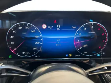 MERCEDES-BENZ E 200 AMG AMG MBUX Superscreen Burm Night Wide