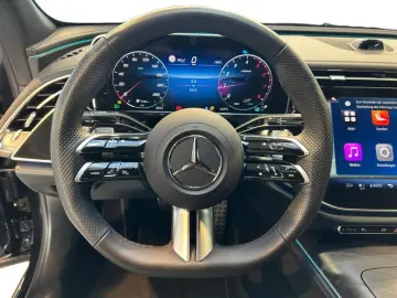 MERCEDES-BENZ E 200 AMG AMG MBUX Superscreen Burm Night Wide