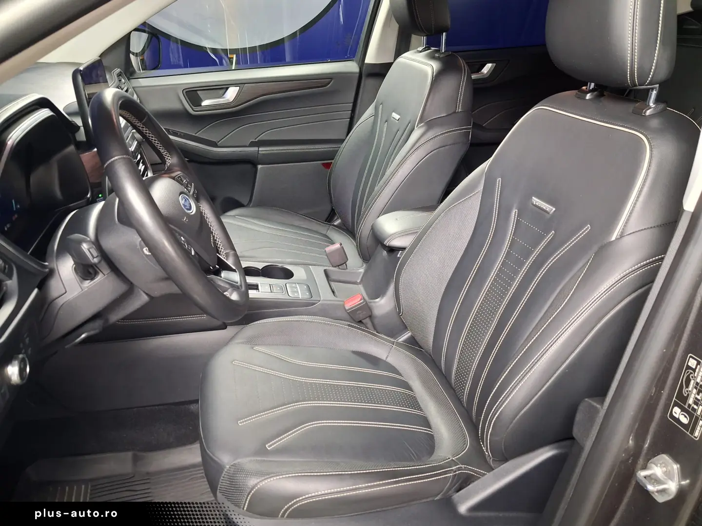 FORD KUGA VIGNALE A8 AWD 2.0ECOBULE 190CP 2021