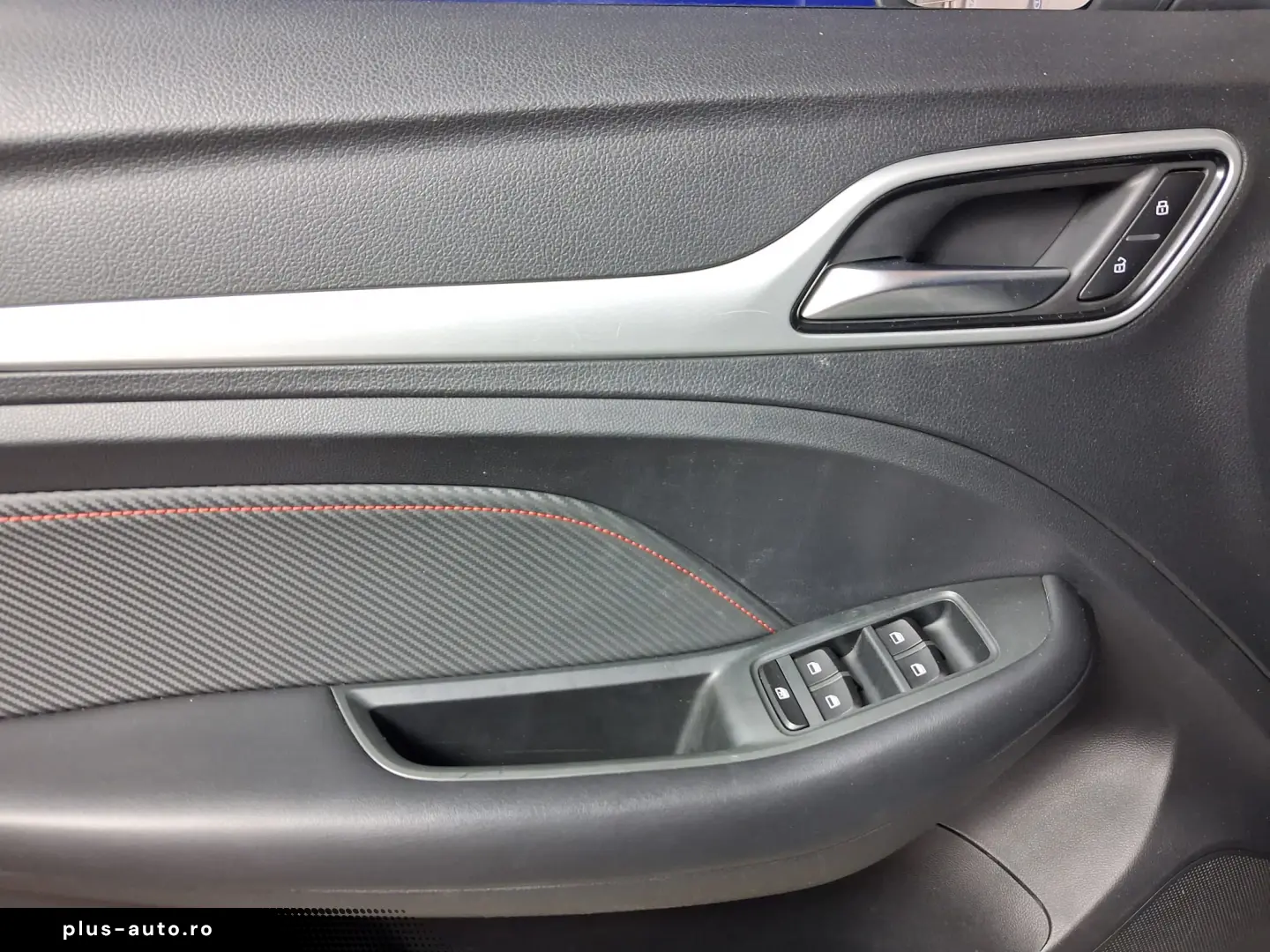 MG ZS ICE 1.5i 106CP 2023