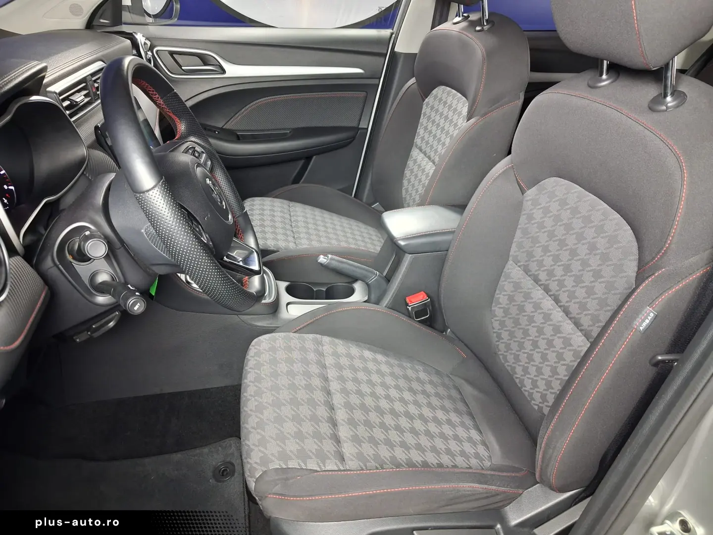 MG ZS ICE 1.5i 106CP 2023