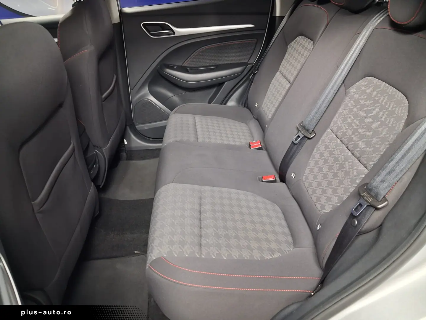 MG ZS ICE 1.5i 106CP 2023