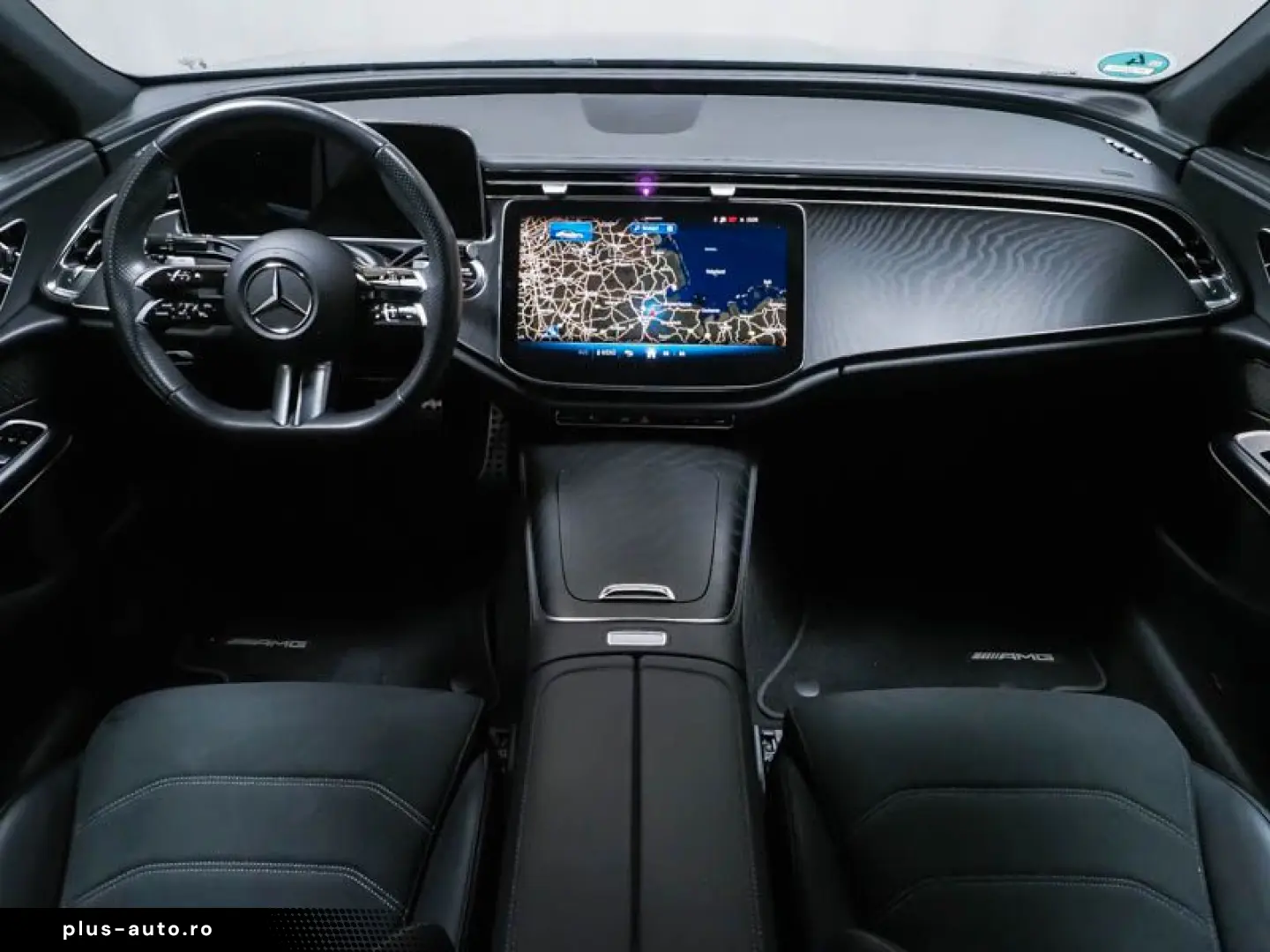 MERCEDES-BENZ E 220 d AMG Night AHK DISTRONIC Ambi KeylessGo