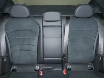 MERCEDES-BENZ E 220 d AMG Night AHK DISTRONIC Ambi KeylessGo