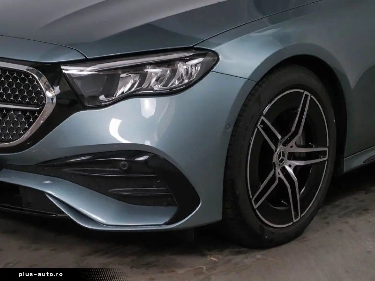 MERCEDES-BENZ E 220 d AMG Night AHK DISTRONIC Ambi KeylessGo